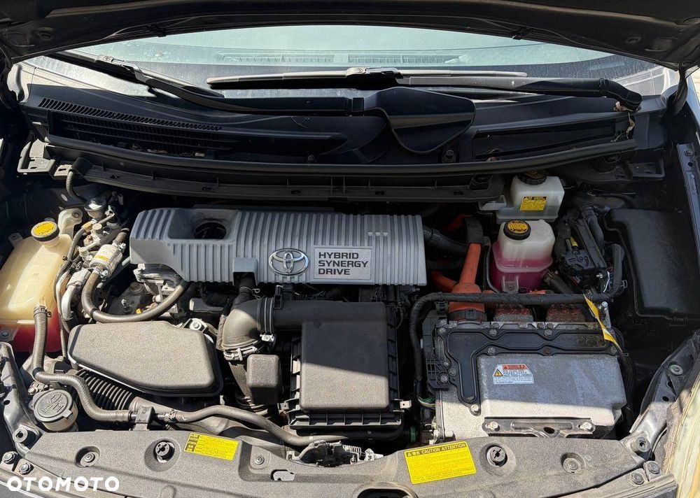 Toyota Prius - 10