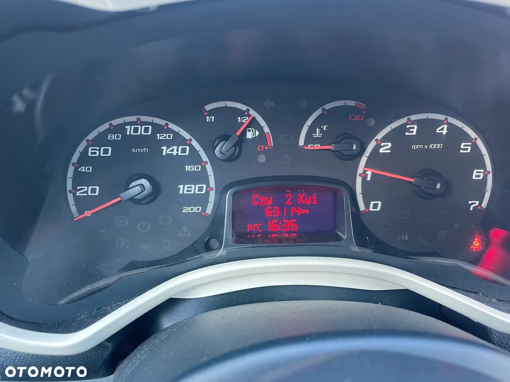 Ford KA 1.2 Titanium - 6