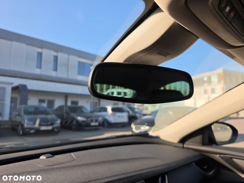 Opel Insignia 1.5 T Elite S&S Eco - 12
