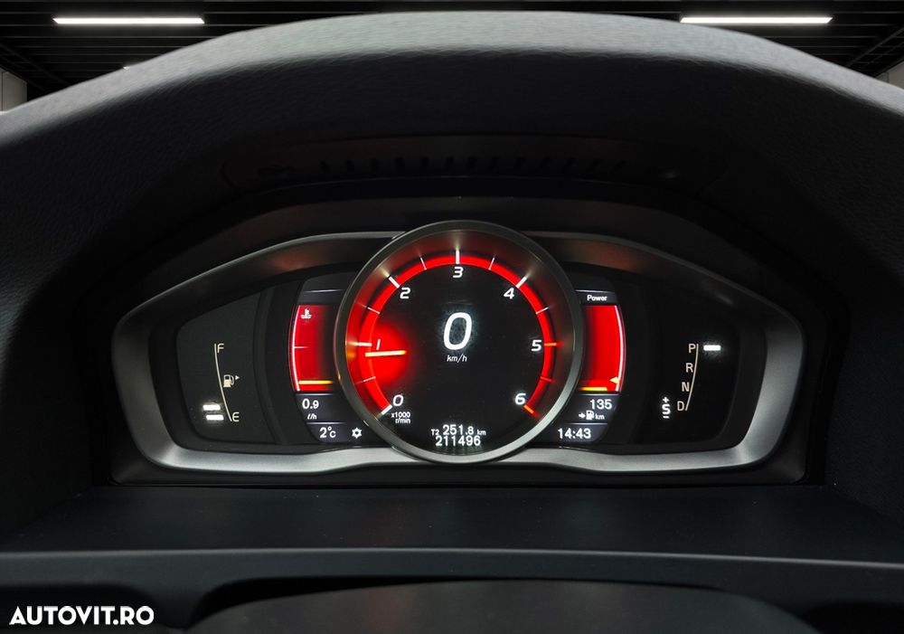 VOLVO V60 2016 — imagine 45