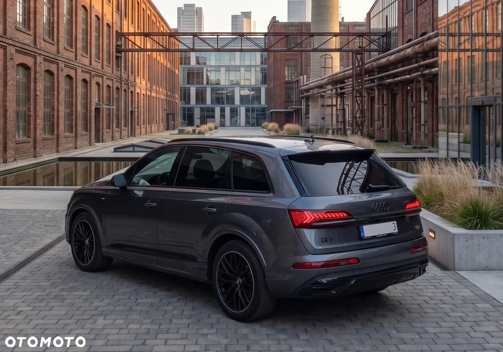 Audi Q7 55 TFSI mHEV Quattro S Line Tiptr - 3