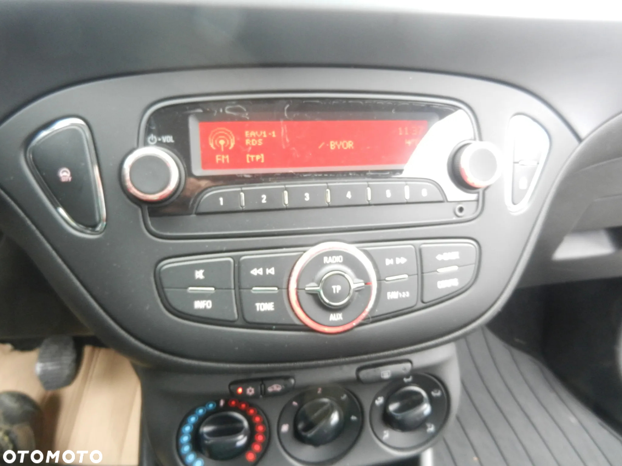 Opel corsa van - 9