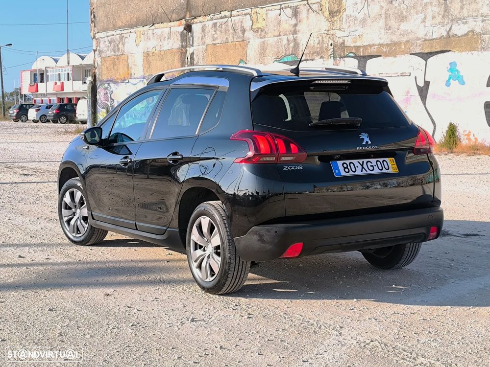 Peugeot 2008 1.2 PureTech Style - 3