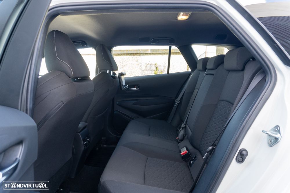 Toyota Corolla Touring Sports 1.8 Hybrid Comfort+P.Sport - 28