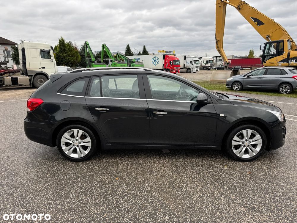 Chevrolet Cruze 1.4 T LTZ - 10