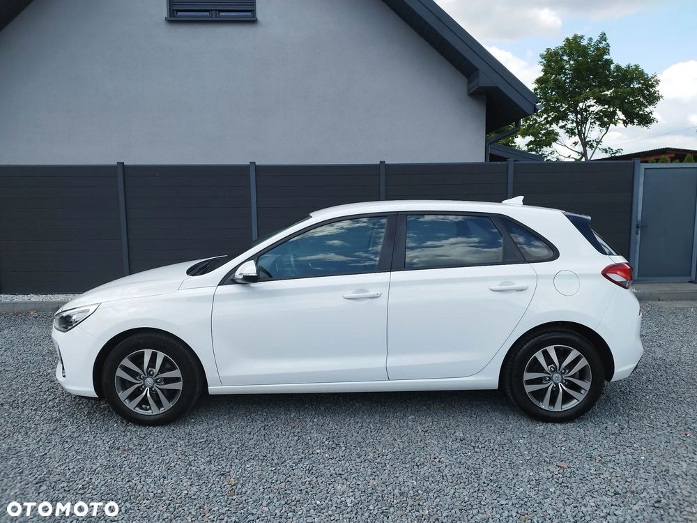 Hyundai i30 1.4 Trend - 4
