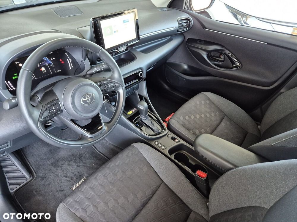 Toyota Yaris Hybrid 1.5 Style - 8