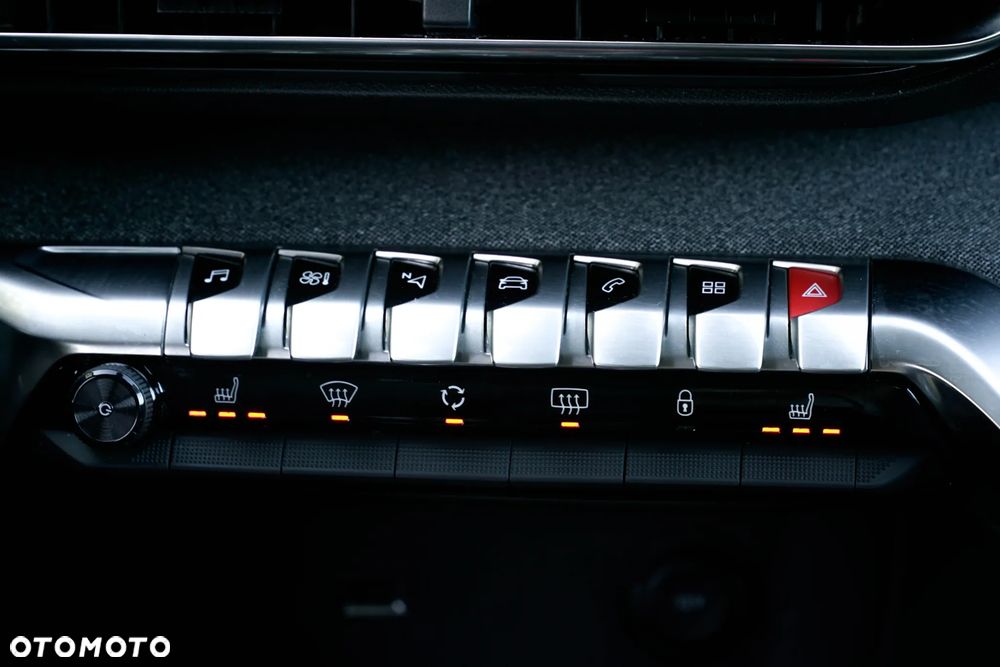 Peugeot 3008 BlueHDi 130 Stop & Start EAT8 Allure Pack - 23