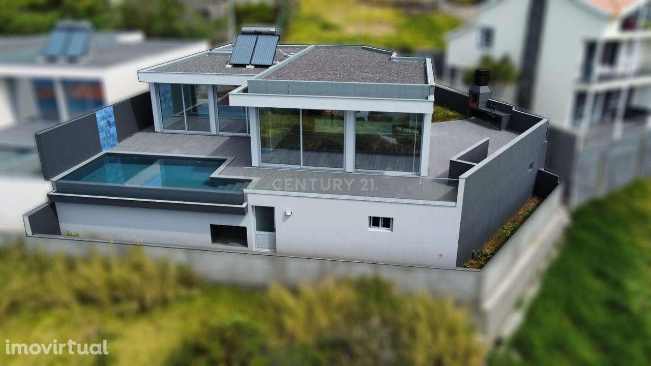 Moradia T3 - Estreito da Calheta - Calheta - Grande imagem: 2/14