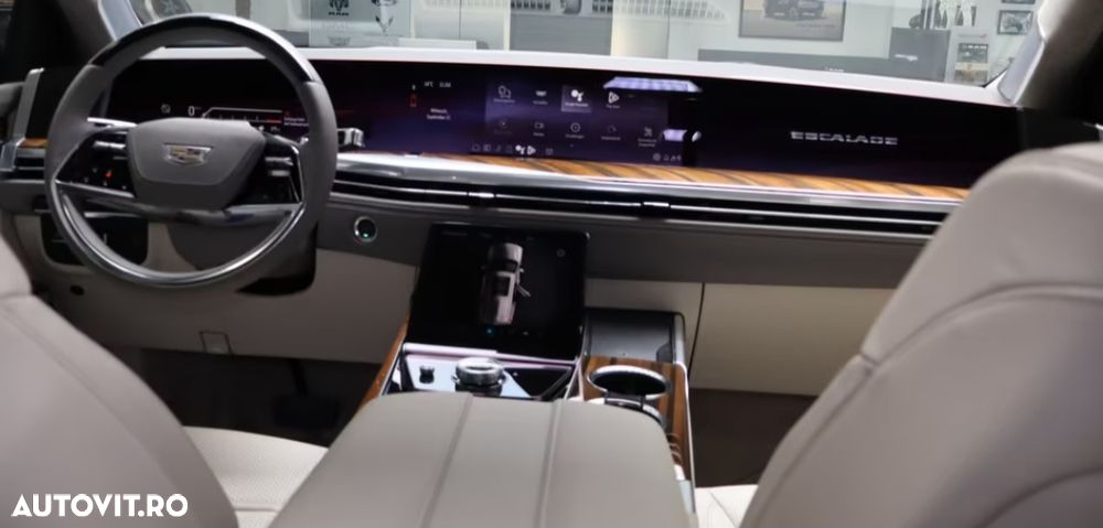 CADILLAC Escalade 2026 — imagine 2