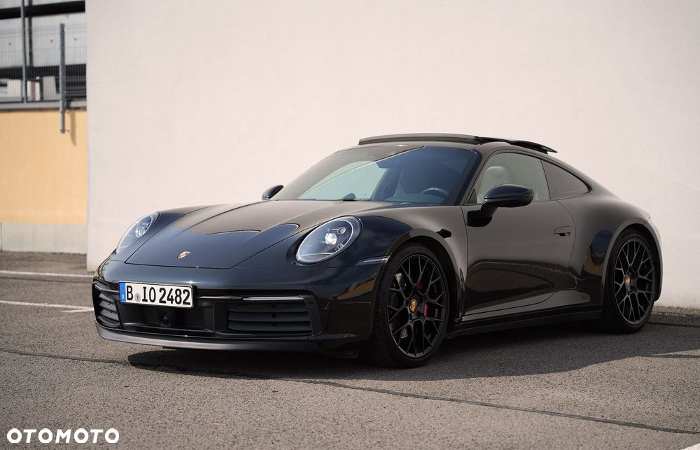 Porsche 911 Carrera S - 1