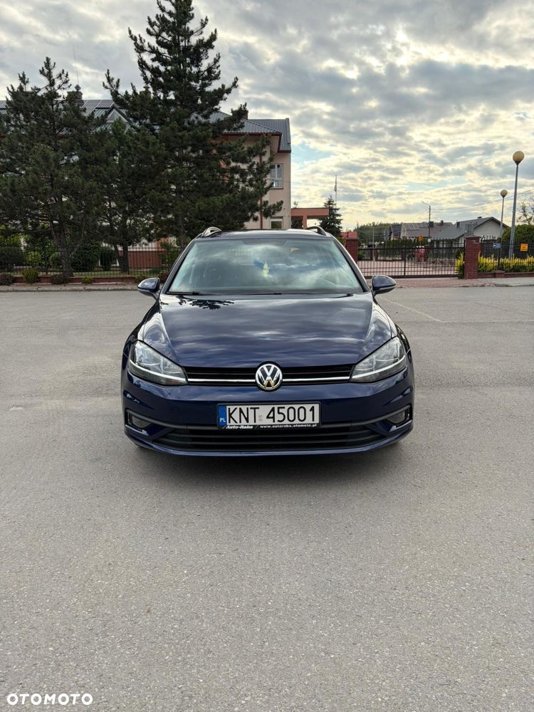 Volkswagen Golf - 2