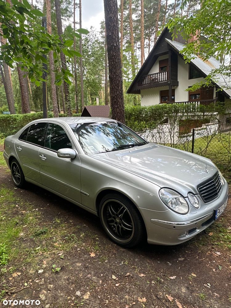 Mercedes-Benz Klasa E 320 4-Matic Avantgarde - 1