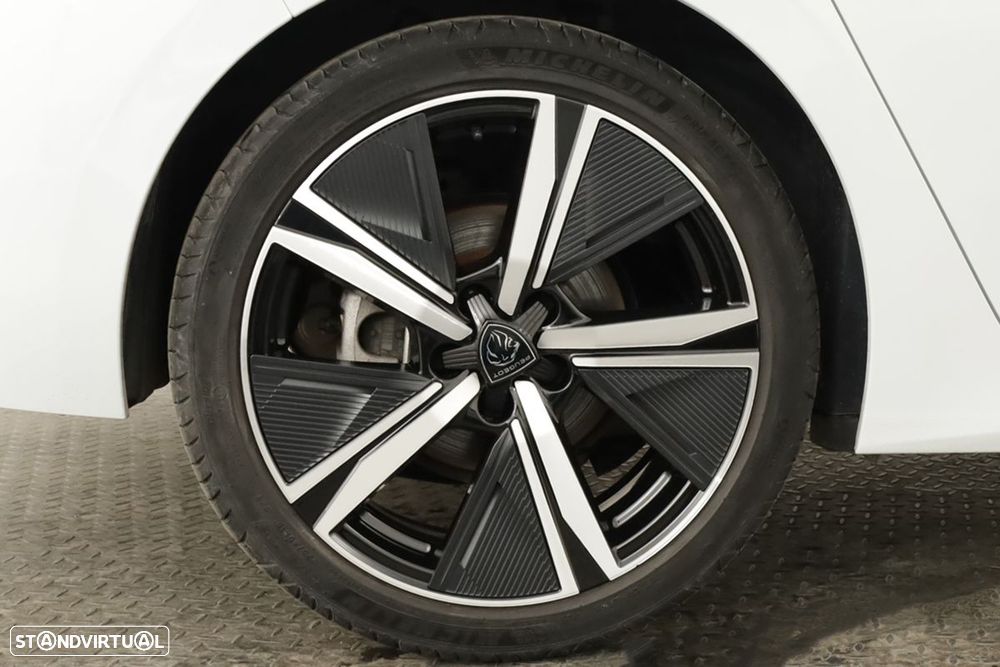 Peugeot 308 1.2 PureTech GT EAT8 - 5