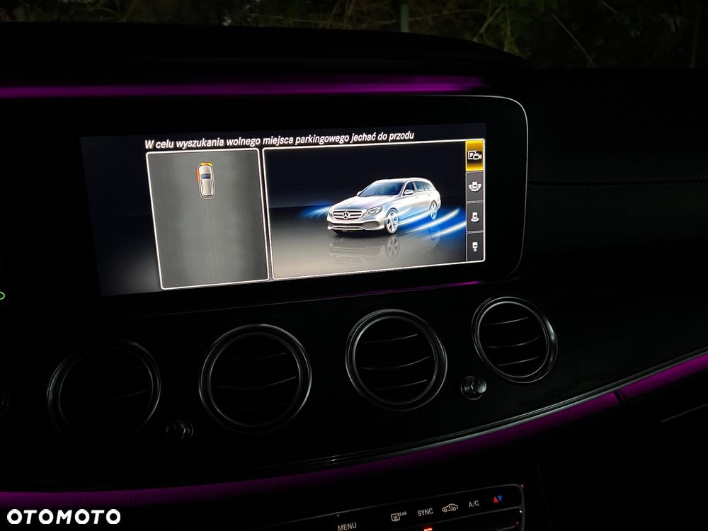 Mercedes-Benz Klasa E 200 d 9G-TRONIC AMG Line - 32