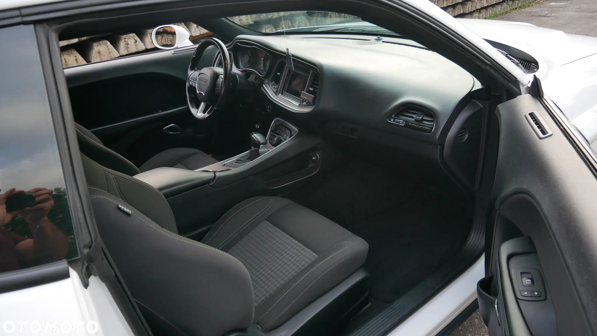 Dodge Challenger 3.6 SXT - 13