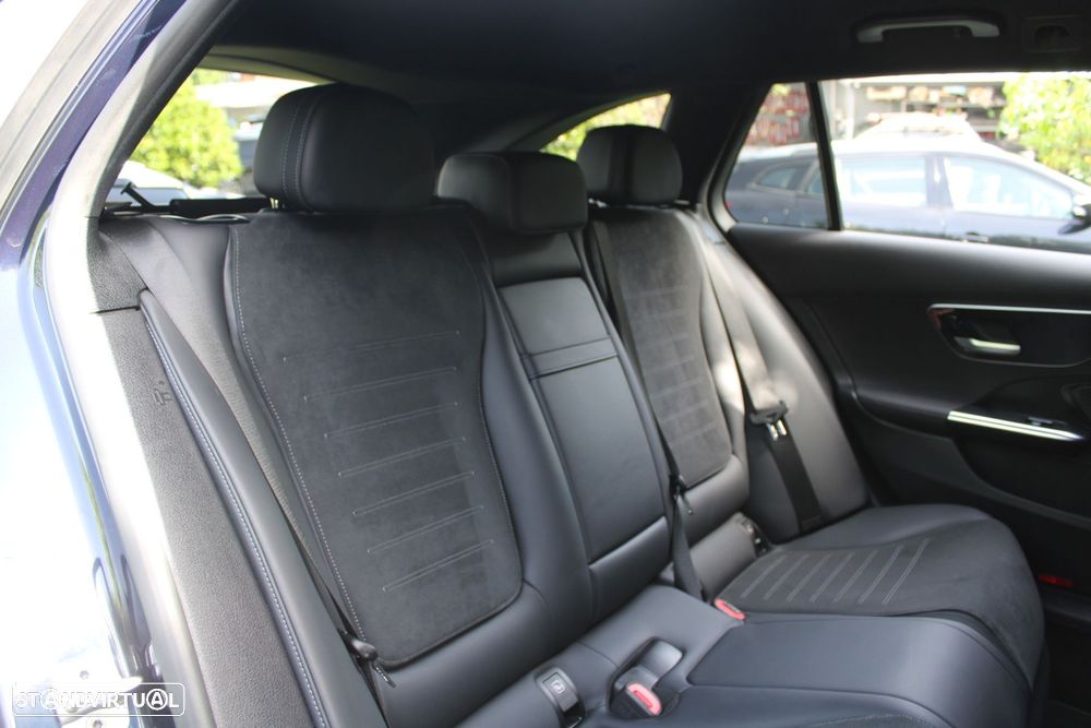 Mercedes-Benz C 300 e T 9G-TRONIC AMG Line - 32