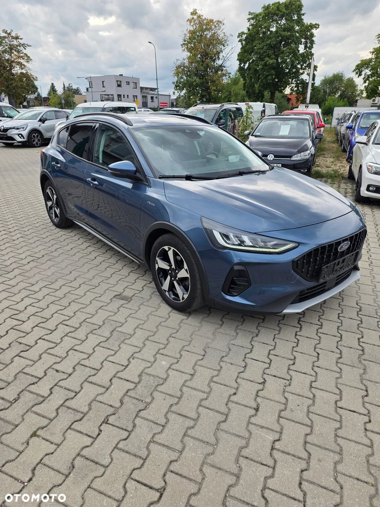 Ford Focus 2022 photo 3