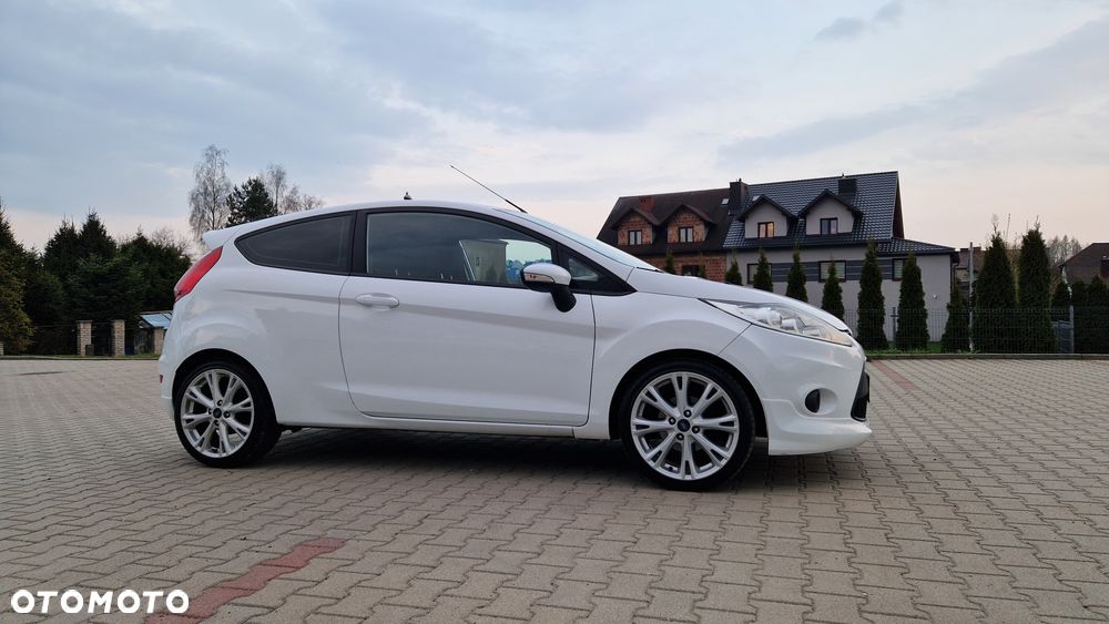 Ford Fiesta 1.6 Ti-VCT Sport - 12