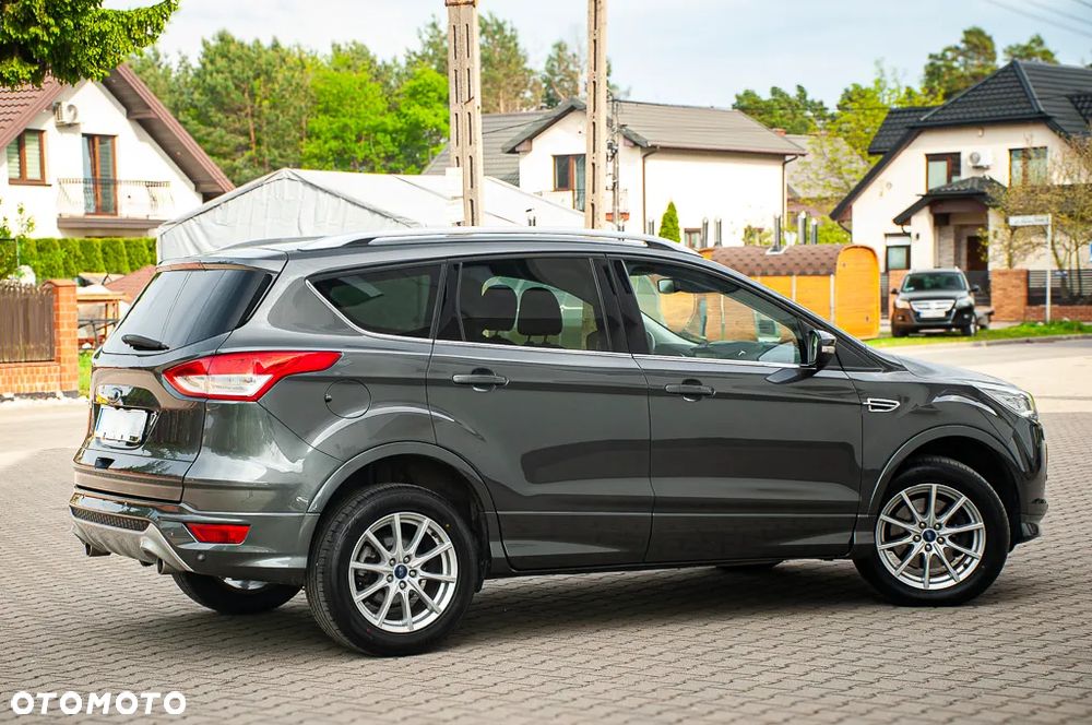 Ford Kuga 2.0 TDCi 4x4 Titanium - 28