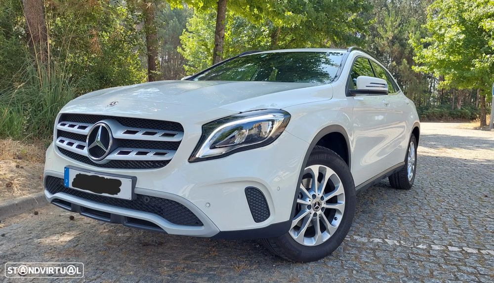 Mercedes-Benz GLA 180 - 2