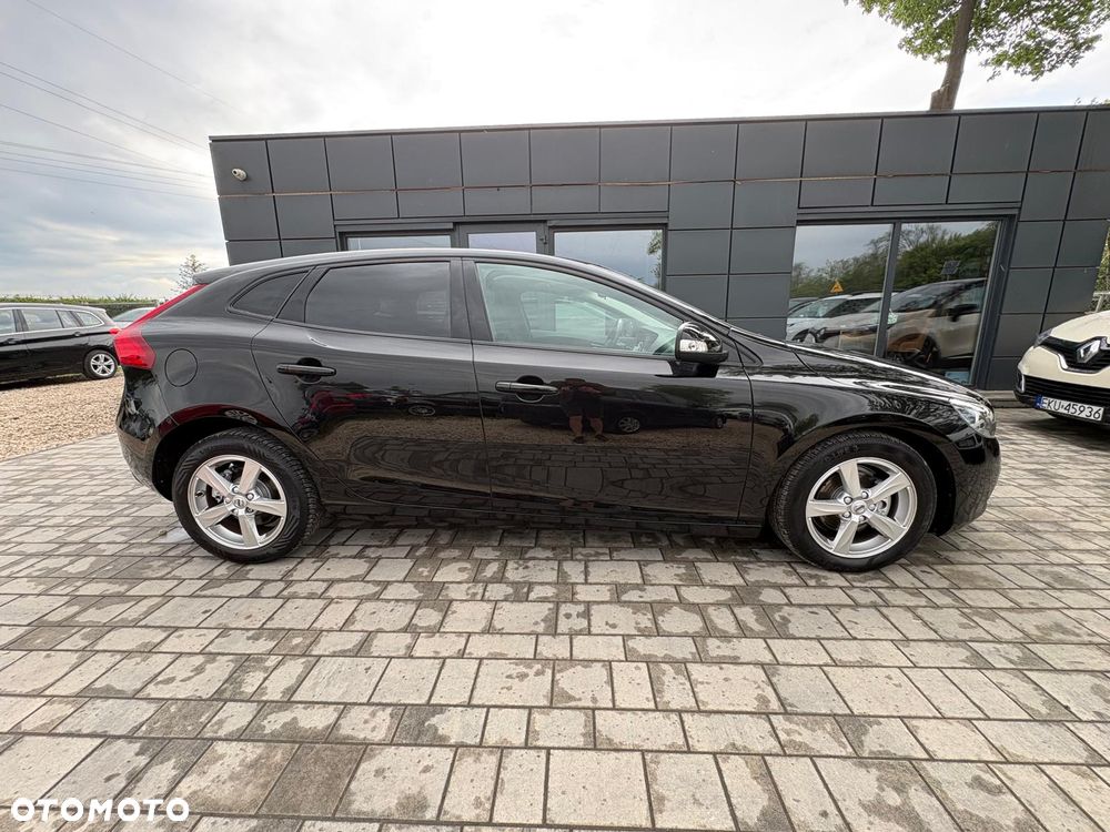 Volvo V40 D2 - 4