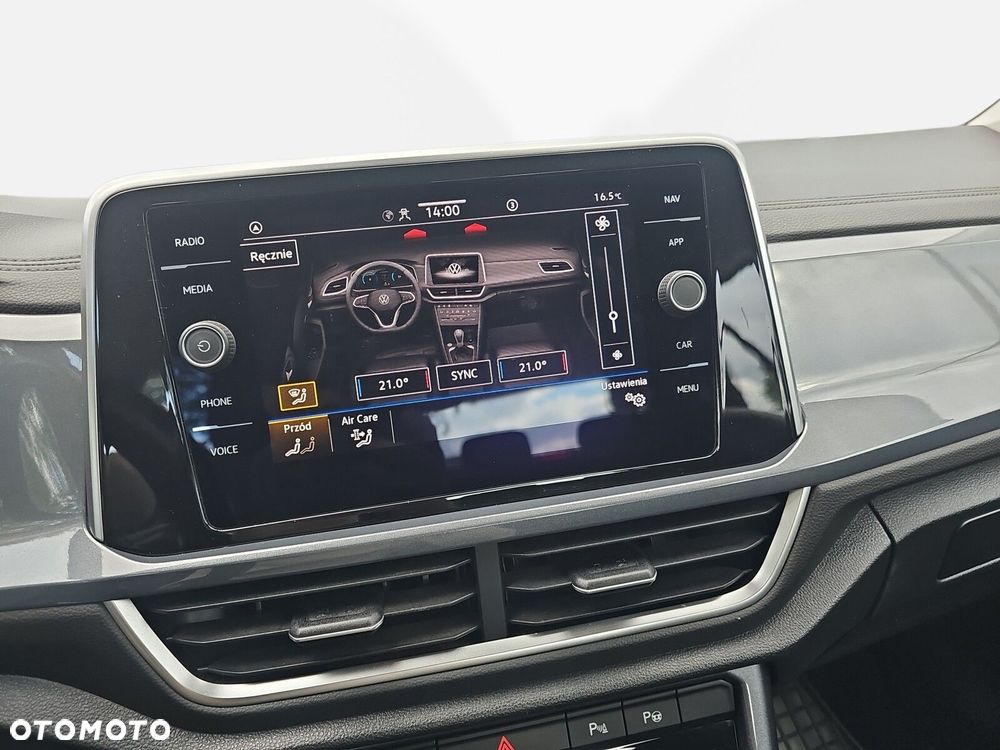 Volkswagen T-Roc 1.5 TSI Style DSG - 24