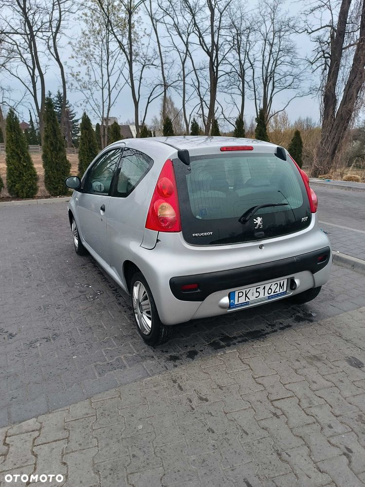 Peugeot 107 - 8