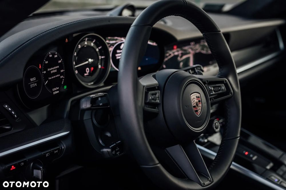 Porsche 911 Carrera 4S - 2