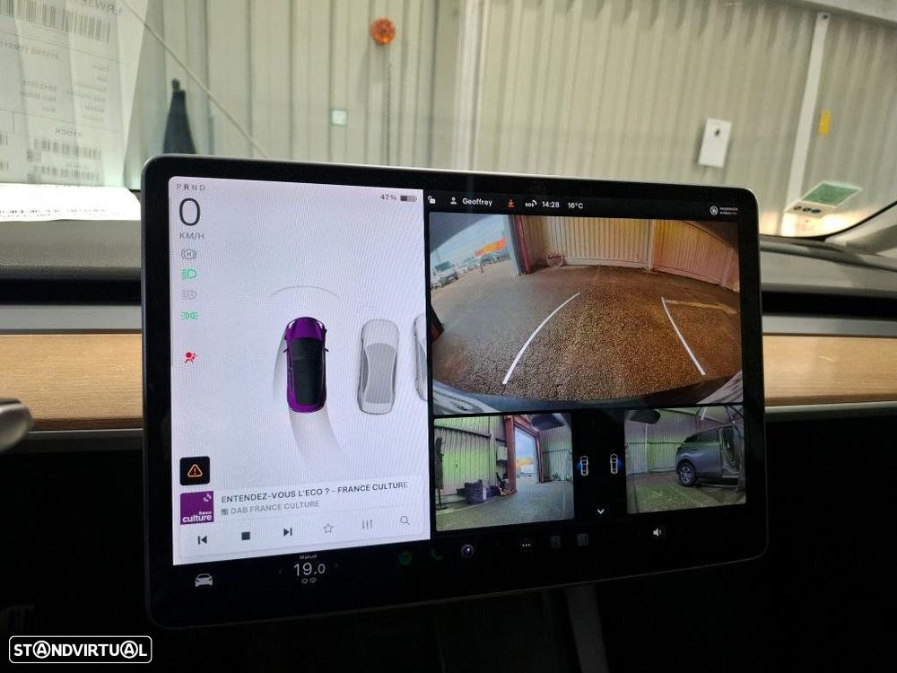 Tesla Model 3 Long Range AWD Dual Motor Performance - 8