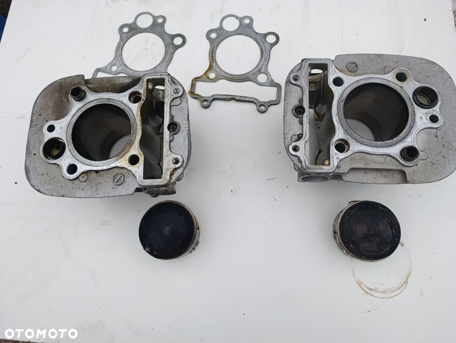 Cylinder Yamaha Virago 535 XV 2yl cylindry tłoki tłok silnika E1 - 7