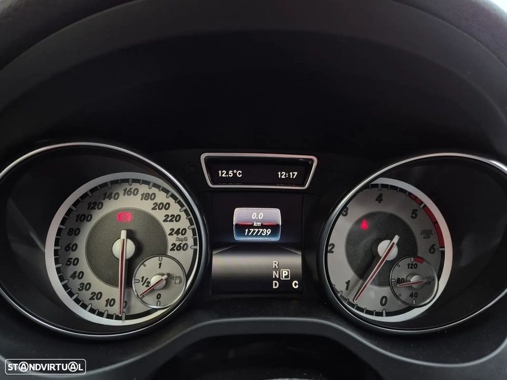 Mercedes-Benz CLA 200 - 20