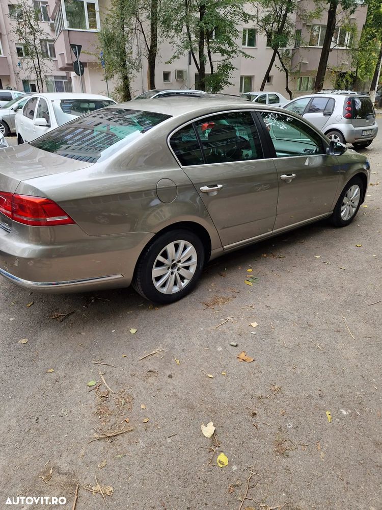 Volkswagen Passat 1.6 TDI BlueMotion Technology DSG Comfortline - 2