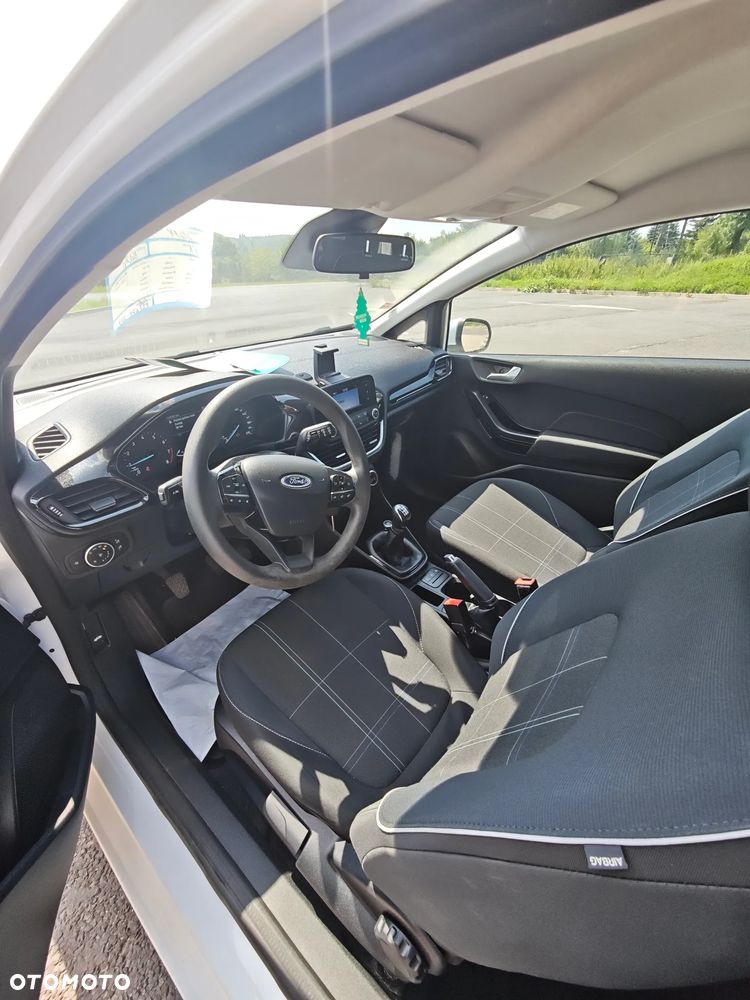 Ford Fiesta 1.1 S&S TREND - 10