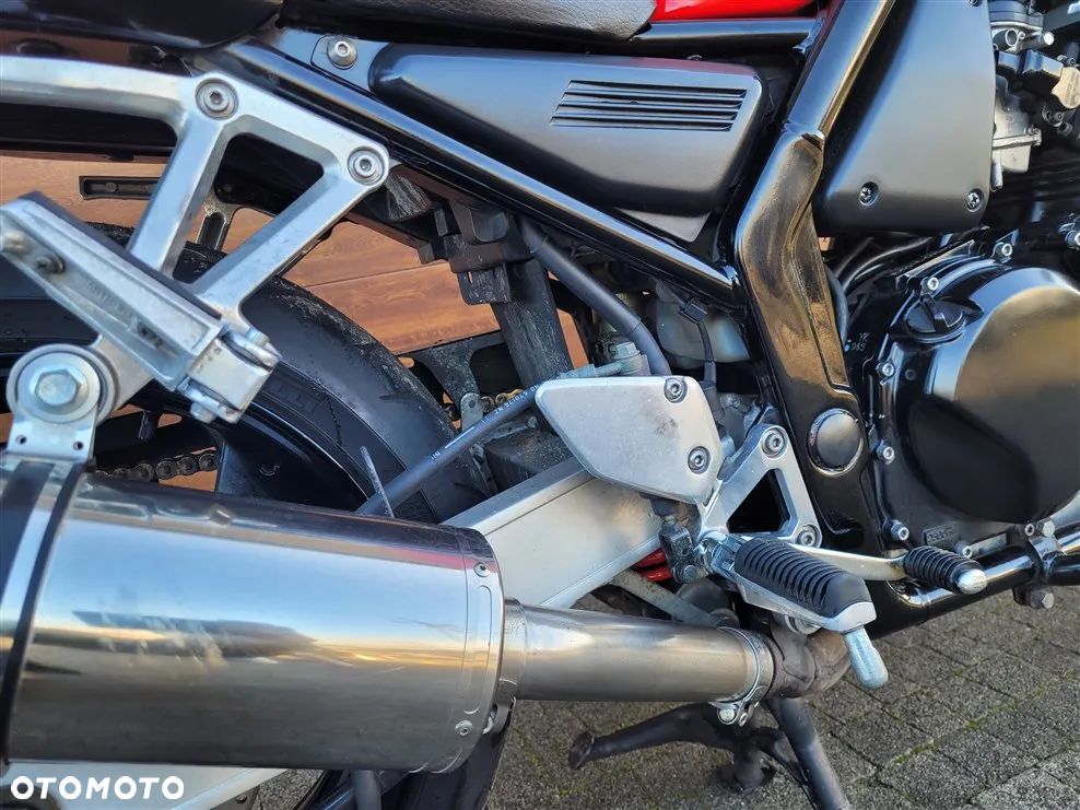 Yamaha FZS - 35