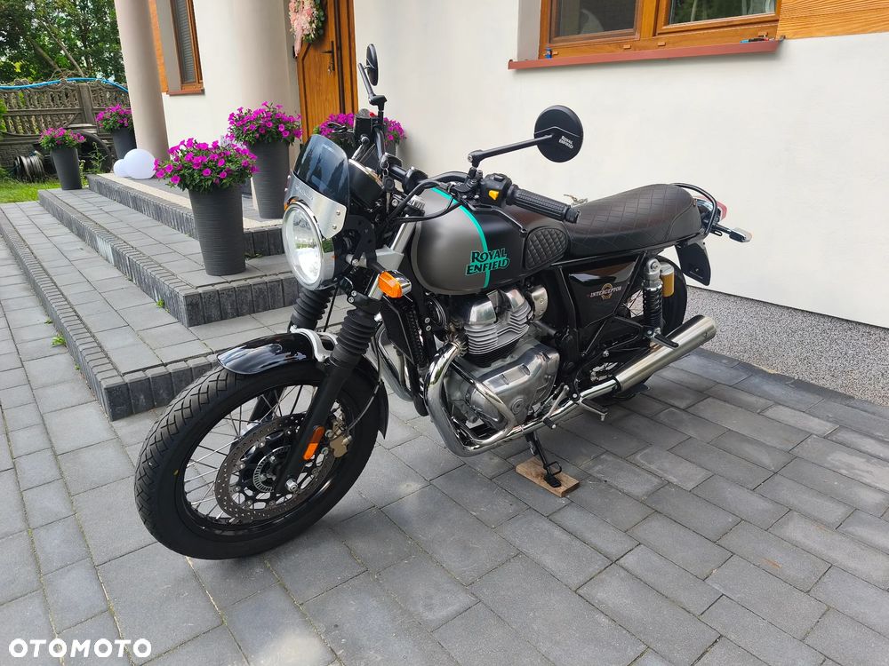 Royal Enfield Continental - 8