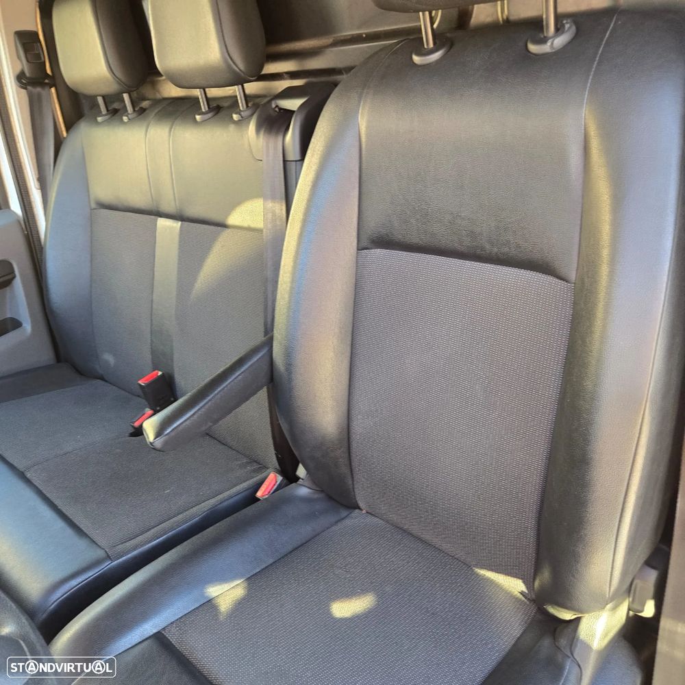 Peugeot E-Expert Longa ASPHALT 75KW - 9