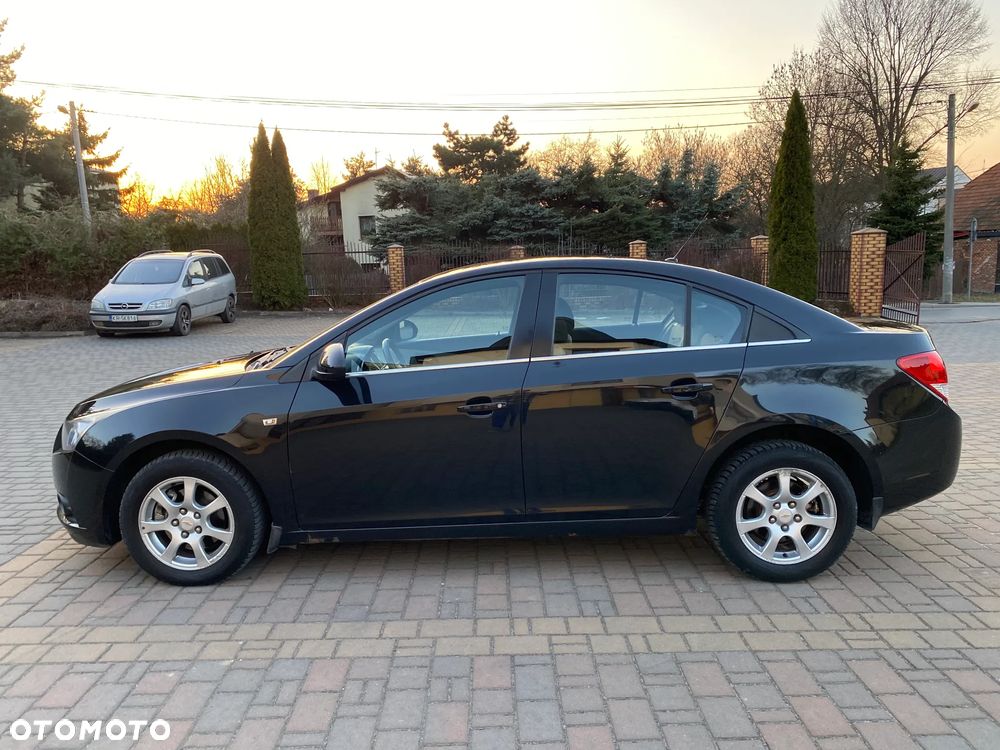 Chevrolet Cruze 2.0 VDCi LS - 9