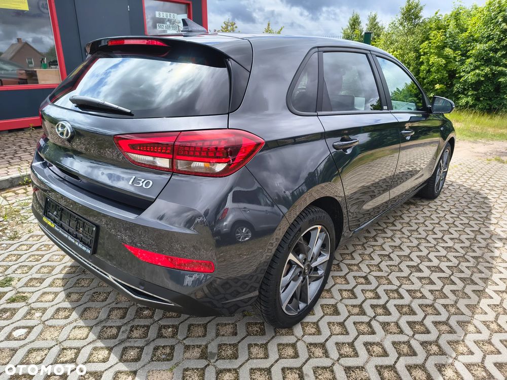 Hyundai i30 1.5 T-GDI 48V-Hybrid DCT EDITION 30 - 3