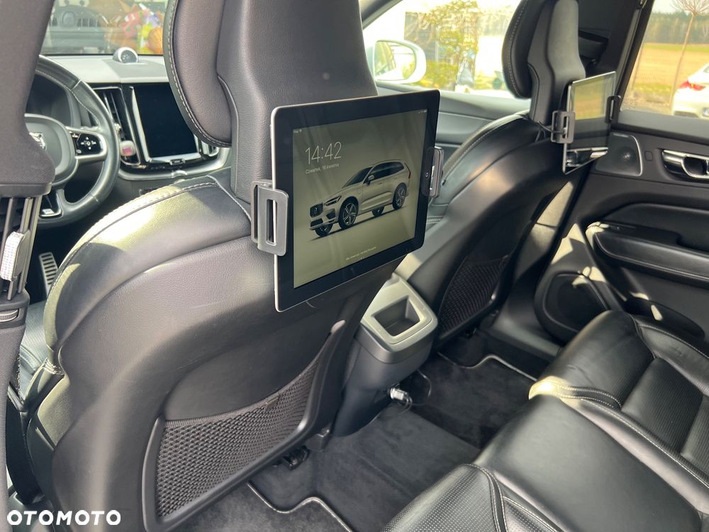 Volvo XC 60 D4 AWD R-Design - 24