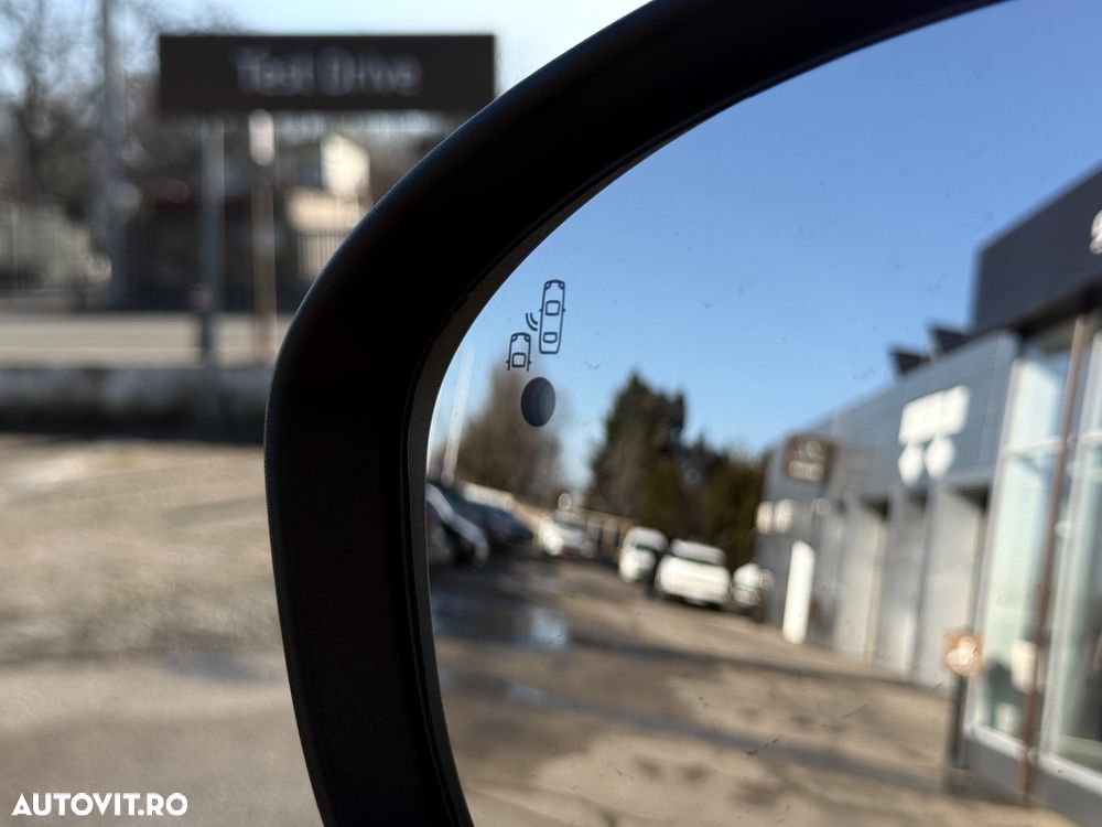 Renault Arkana MHEV 160 EDC Techno - 24