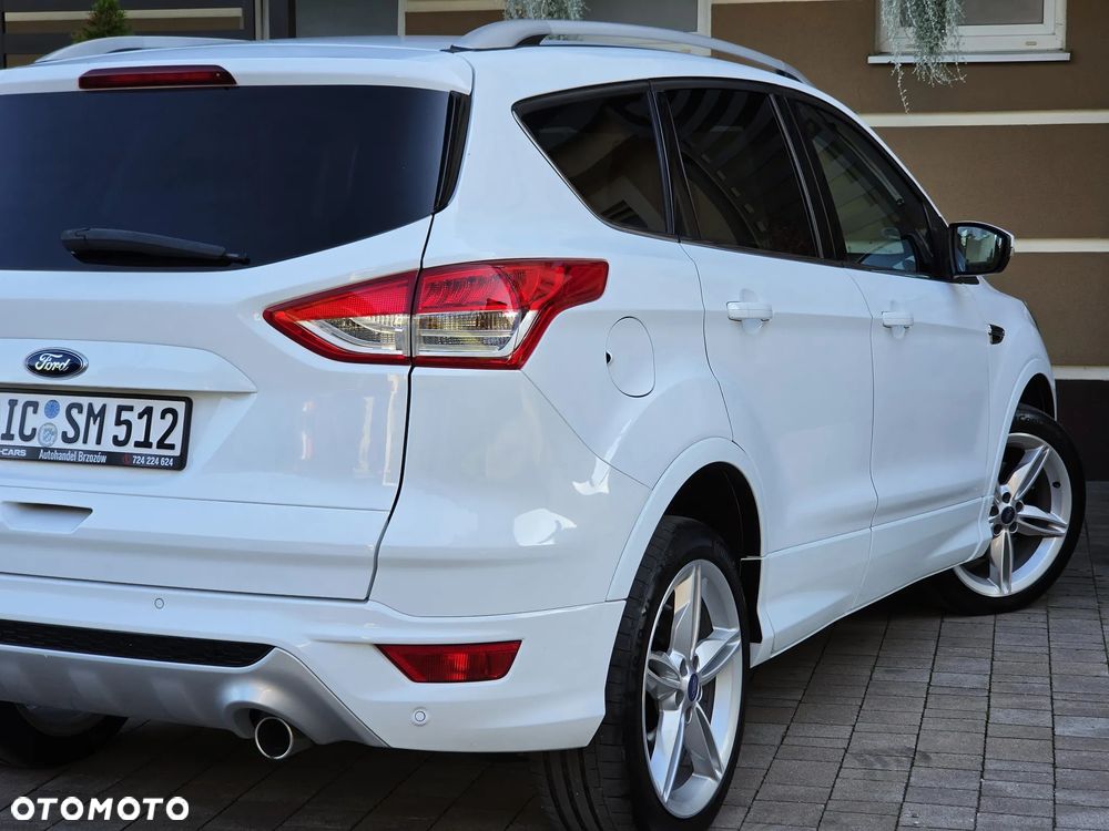 Ford Kuga 2.0 TDCi 2x4 ST-Line - 31