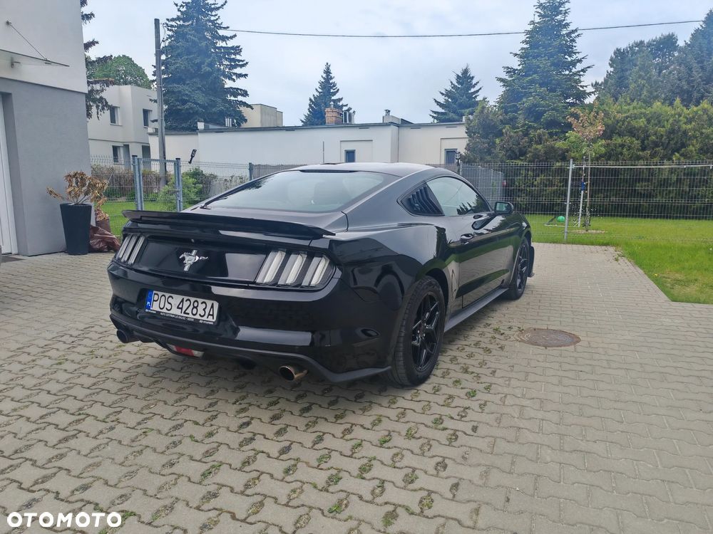 Ford Mustang 3.7 V6 Premium - 14