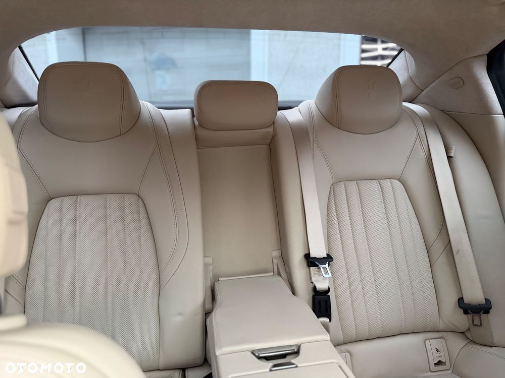 Maserati Ghibli Automatik S Q4 - 19