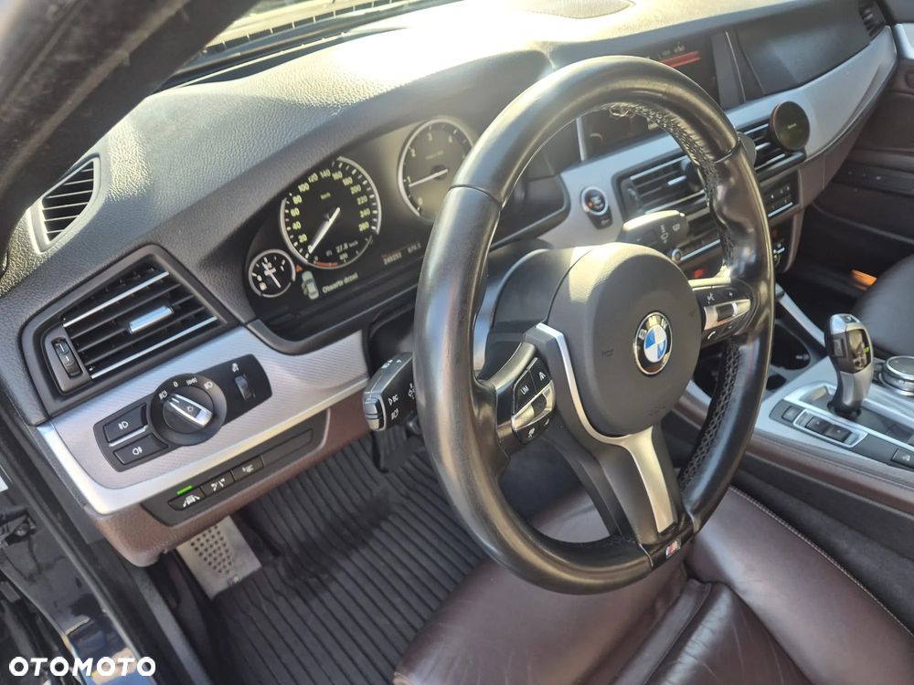 BMW Seria 5 520d xDrive - 5