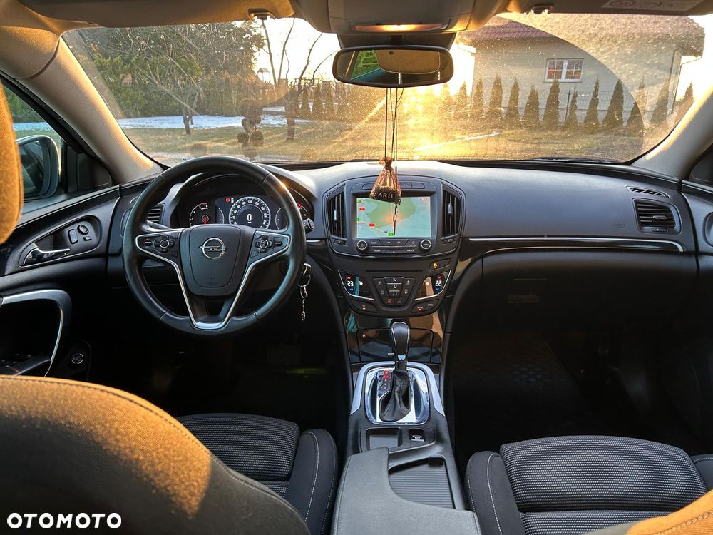 Opel Insignia - 17