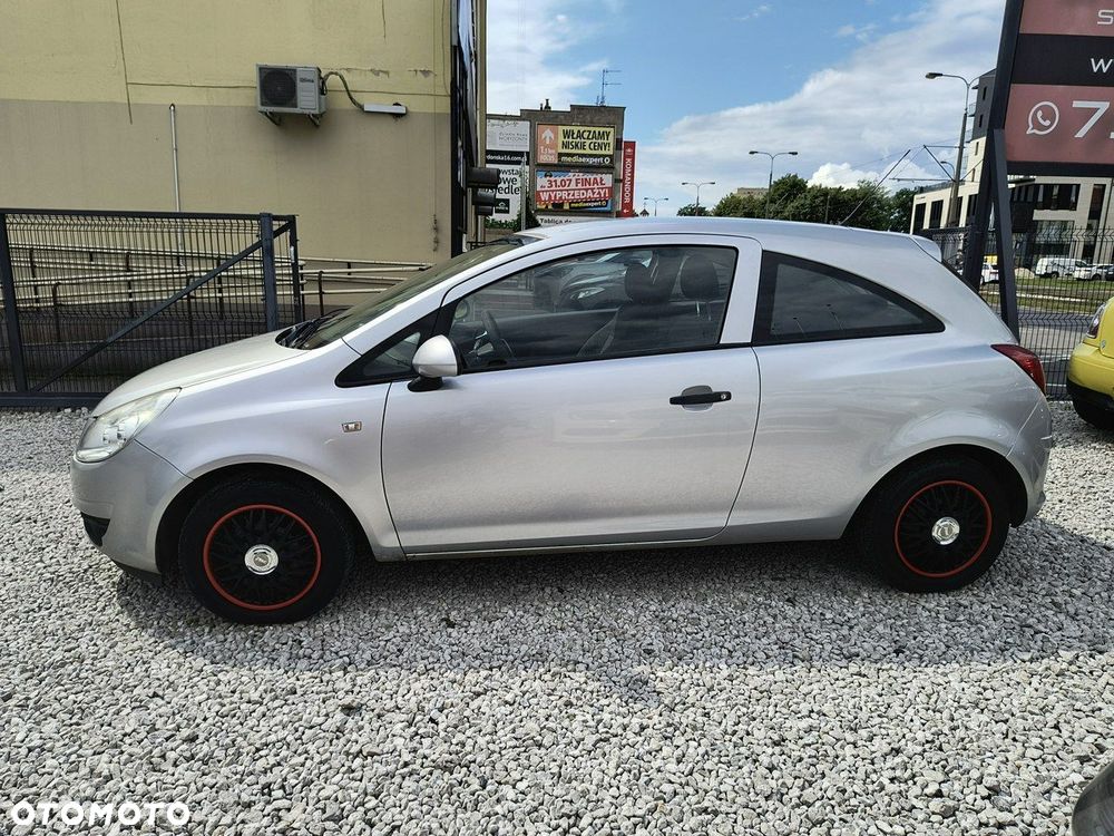 Opel Corsa - 8