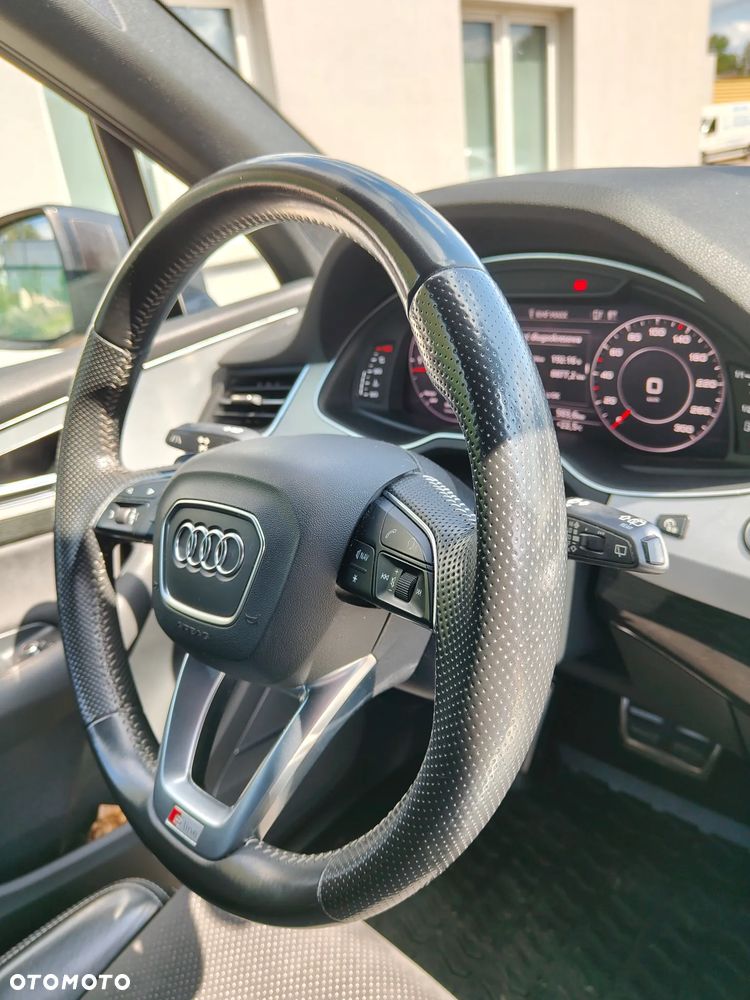 Audi Q7 - 17