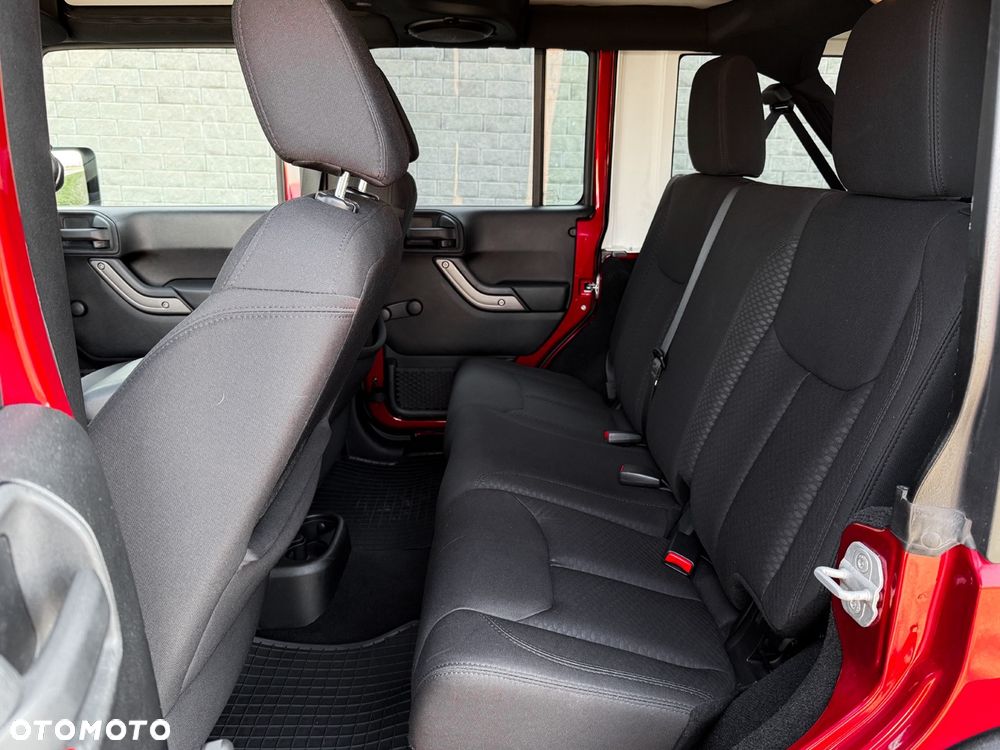 Jeep Wrangler 3.6 Unlim X - 12