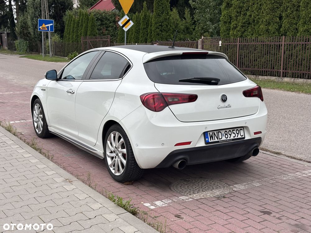 Alfa Romeo Giulietta 1.4 TB MultiAir Distinctive TCT - 8